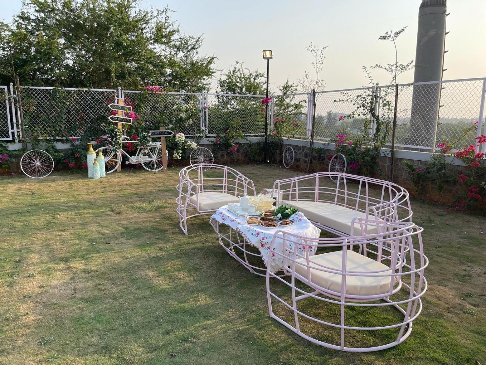 Ekostay Luxe - Casa Noah - Paddle Court & Sunset Point Lonavala Eksteriør billede