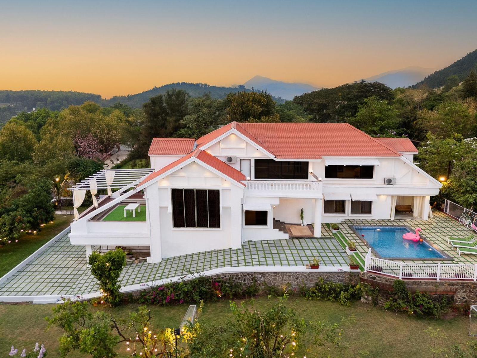 Ekostay Luxe - Casa Noah - Paddle Court & Sunset Point Lonavala Eksteriør billede